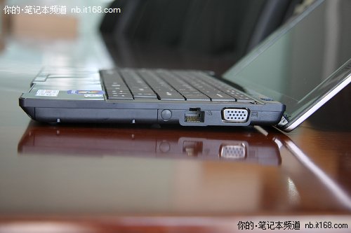 品質全面提升 方正S100上網(wǎng)本細節(jié)曝光