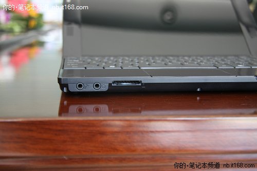 品質全面提升 方正S100上網(wǎng)本細節(jié)曝光
